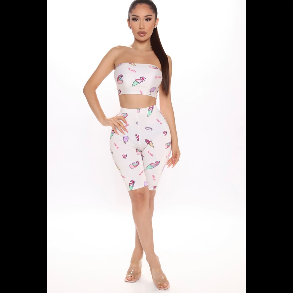 fashion nova ice cream biker short set medium NWT